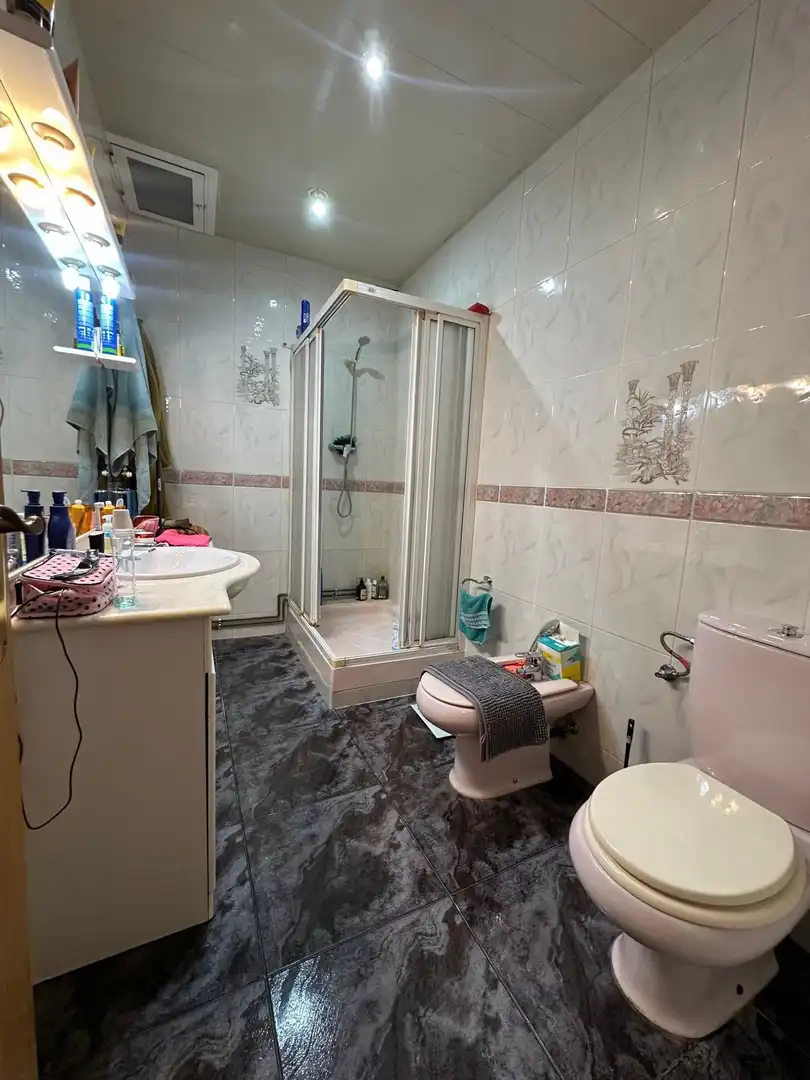Bany de Casa o xalet en venda en Sabadell