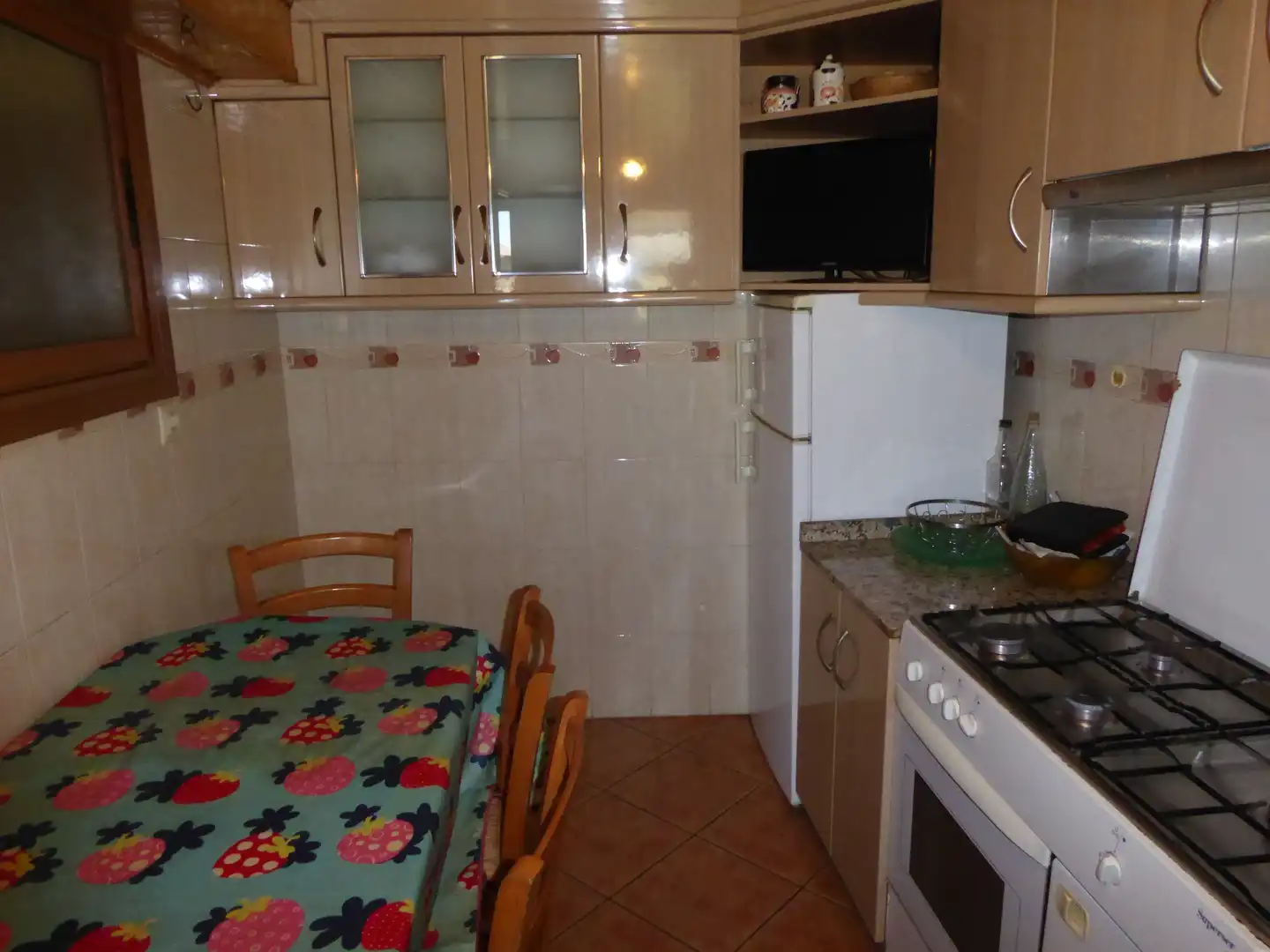 Cocina de Finca rústica en venta en Leiro con Amueblado