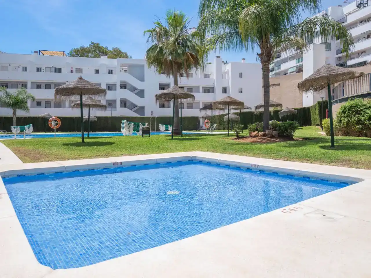 Swimming pool of Flat for sale in Mijas  with Air Conditioner, Storage room and Swimming Pool