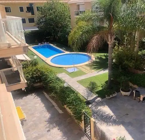 Apartamento de alquiler en Carrer Venecia, Montañar - El Arenal