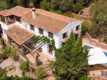 Casa rustica con piscina in vendita a Sayalonga
