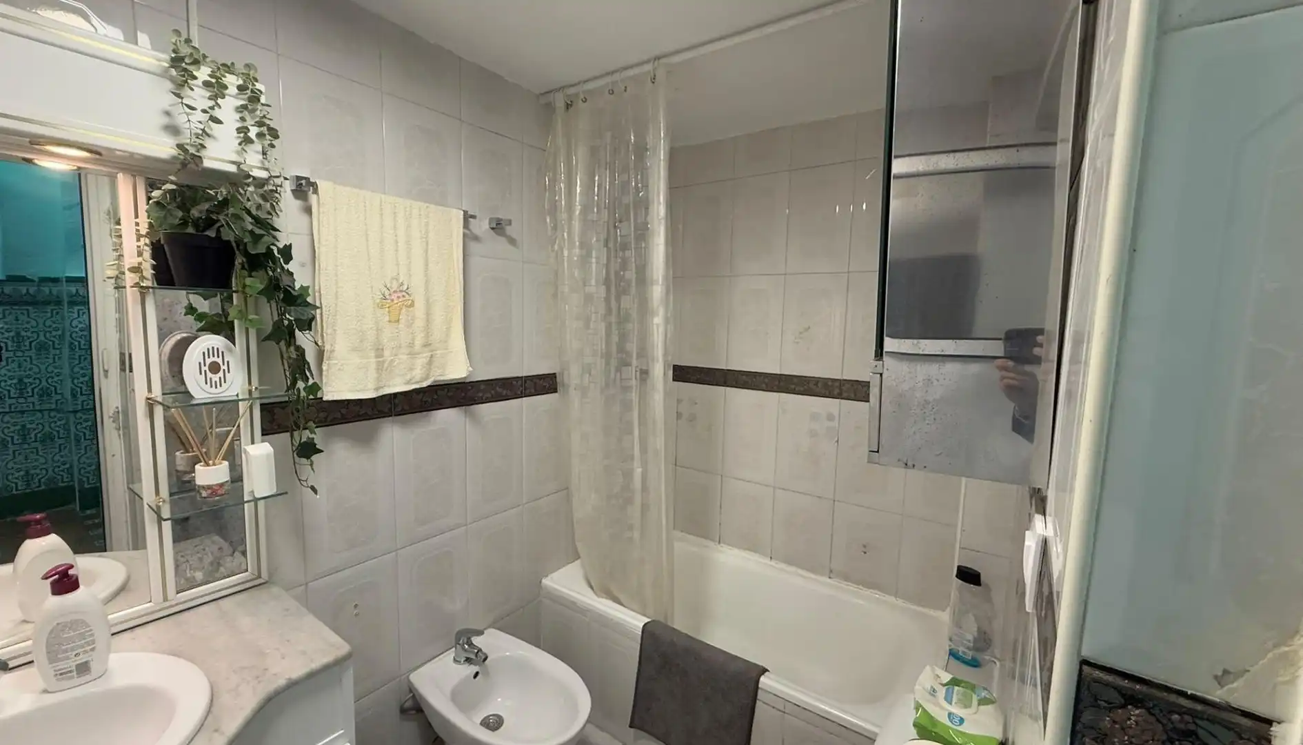 Bathroom of Houses for sale in Sevilla