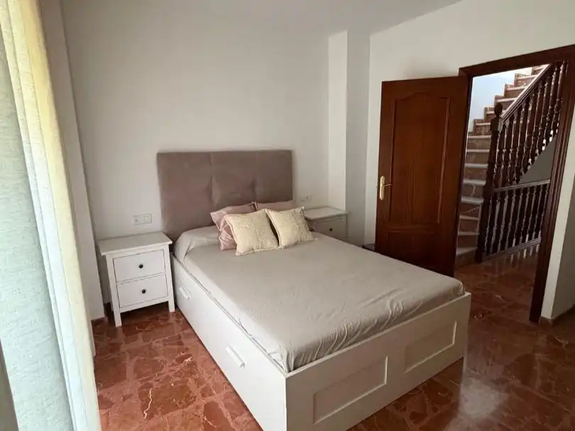 Schlafzimmer von Haus oder Chalet zum Verkauf in Güevéjar mit Privatgarten, Terrasse und Abstellraum