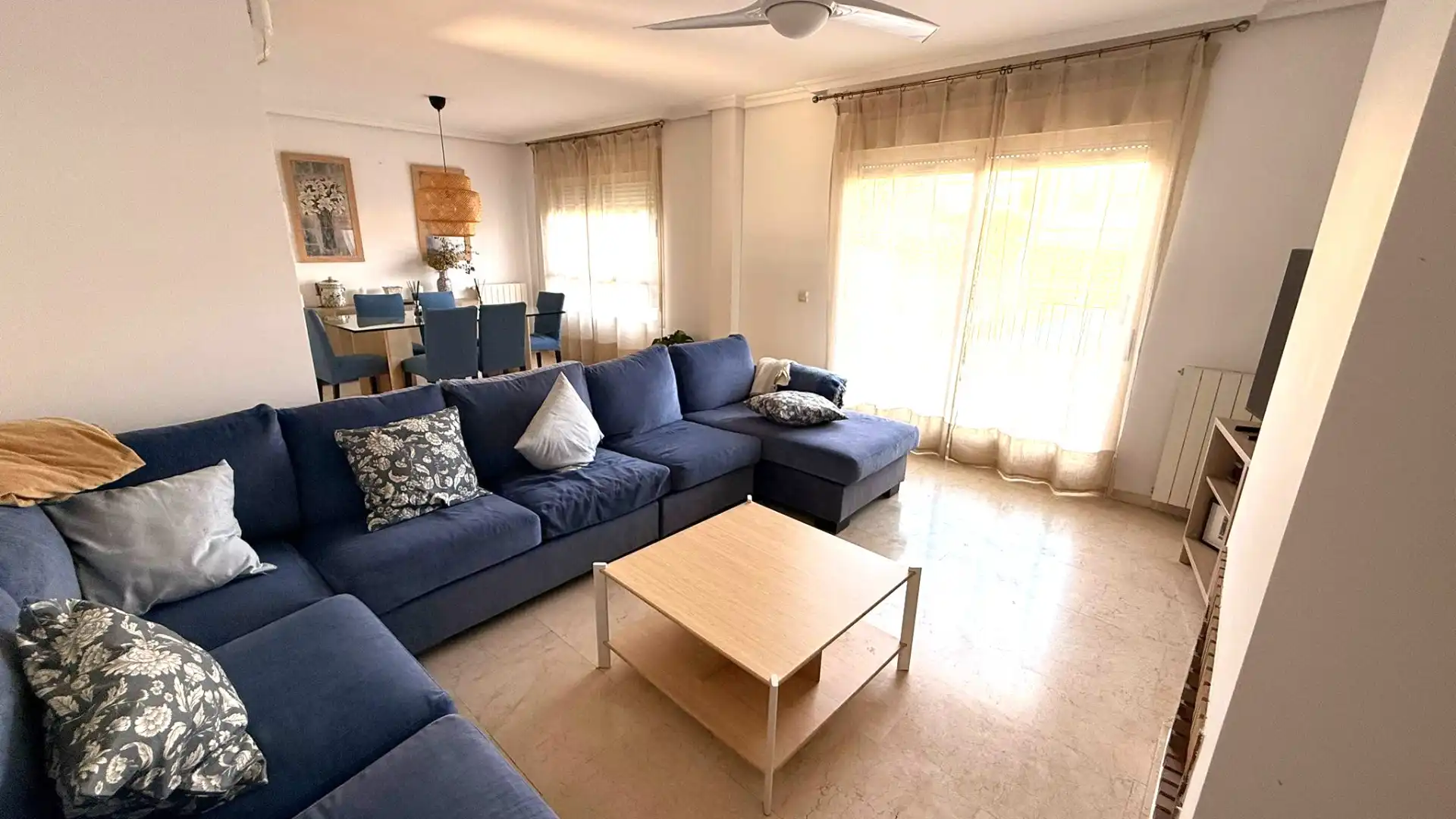 Sala de estar de Casa o chalet en venta en Madrid con Aire acondicionado, Calefacción y Jardín privado