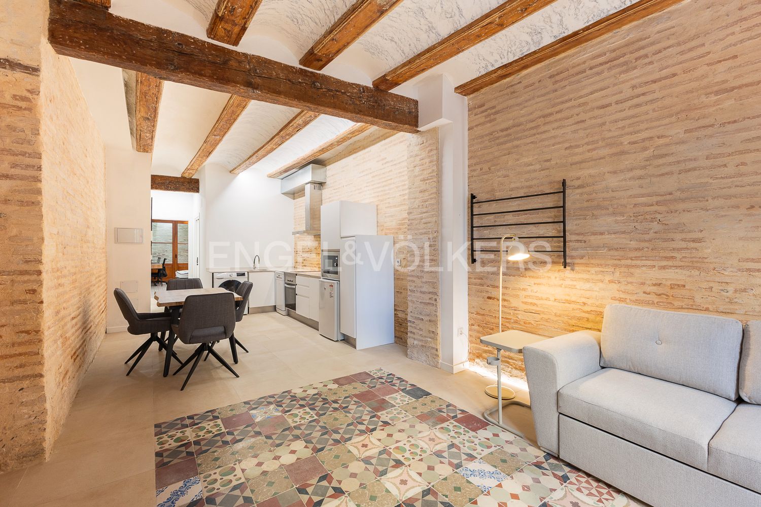 Vista exterior de Apartament de lloguer en  Valencia Capital amb Aire condicionat, Calefacció i Terrassa