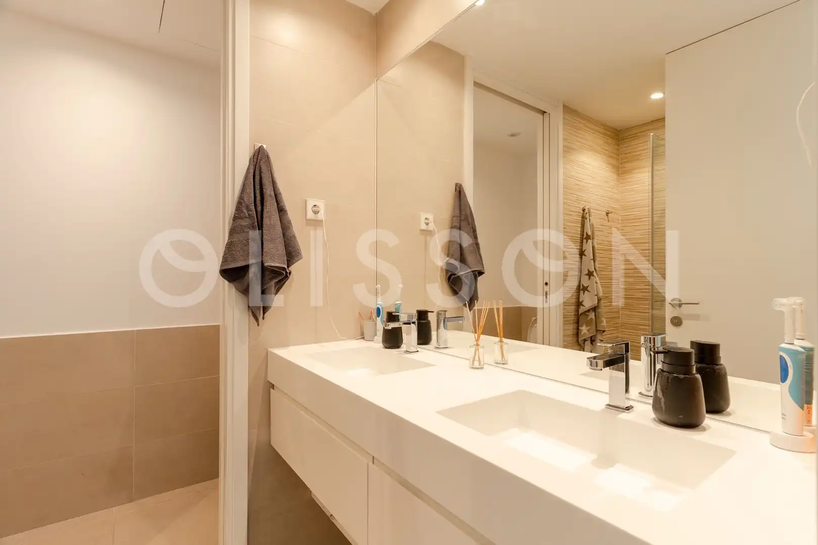 Baño de Casa adosada en venta en La Moraleja con Aire acondicionado, Calefacción y Terraza