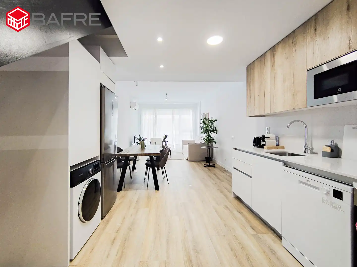Maisonette zur Miete in Paseo de Europa, Vega de la Moraleja