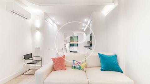 Foto 4 de Piso de alquiler en C. del Prado, Cortes - Huertas, Madrid Capital