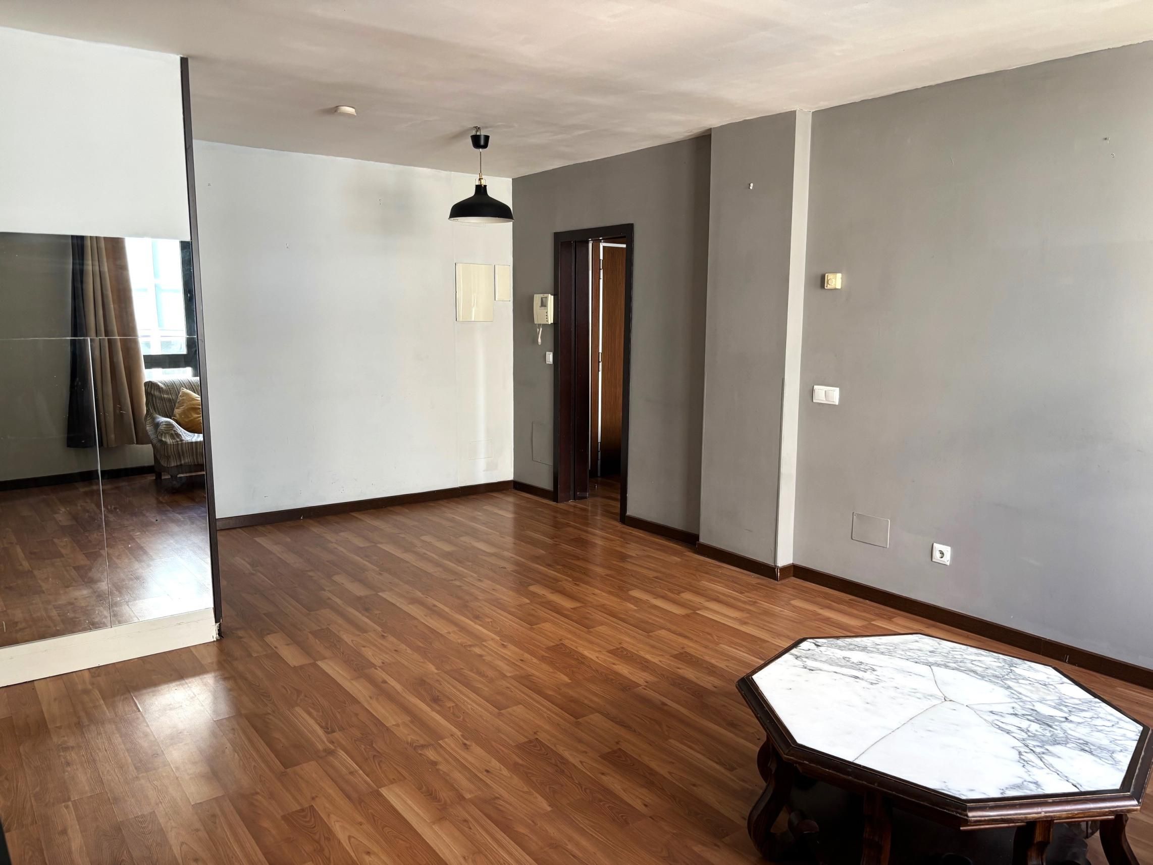 Sala d'estar de Pis en venda en  Madrid Capital amb Aire condicionat i Calefacció