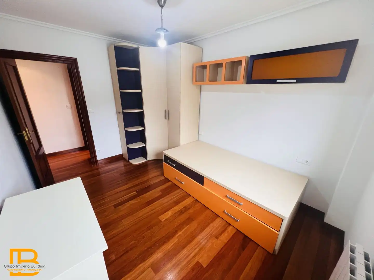 Schlafzimmer von Wohnung zur Miete in Voto mit Heizung, Abstellraum und Möbliert
