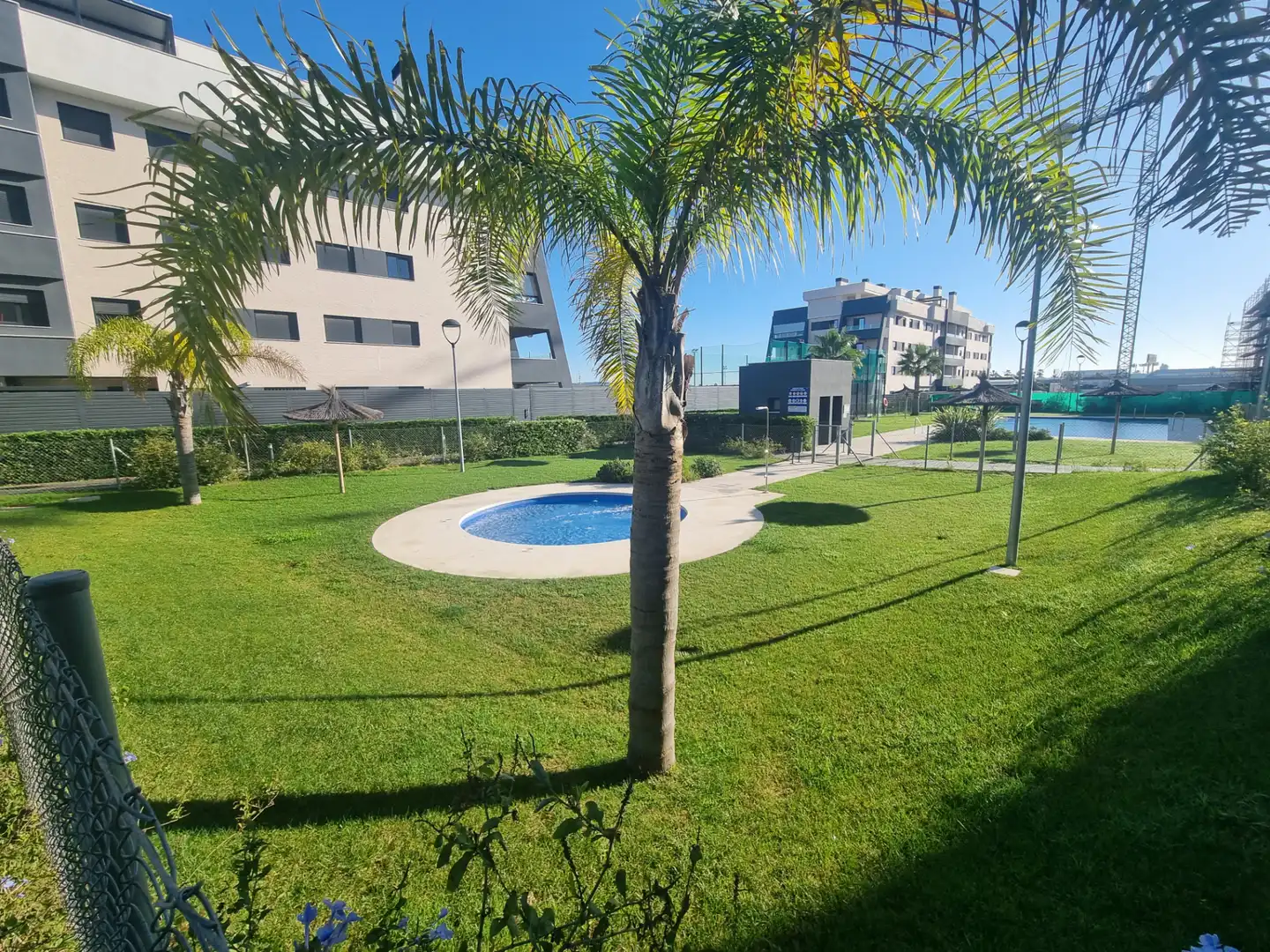 Piscina de Pis de lloguer en El Puerto de Santa María amb Aire condicionat, Calefacció i Jardí privat