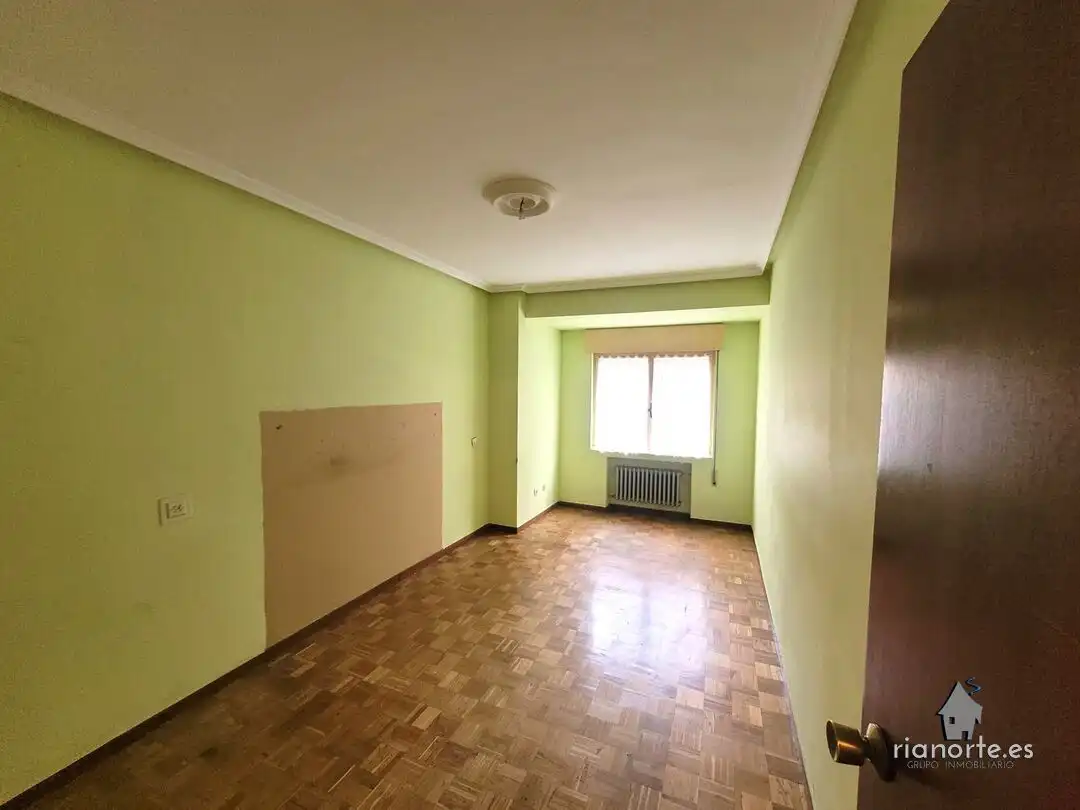 Habitación de Piso en venta en Langreo con Calefacción y Trastero