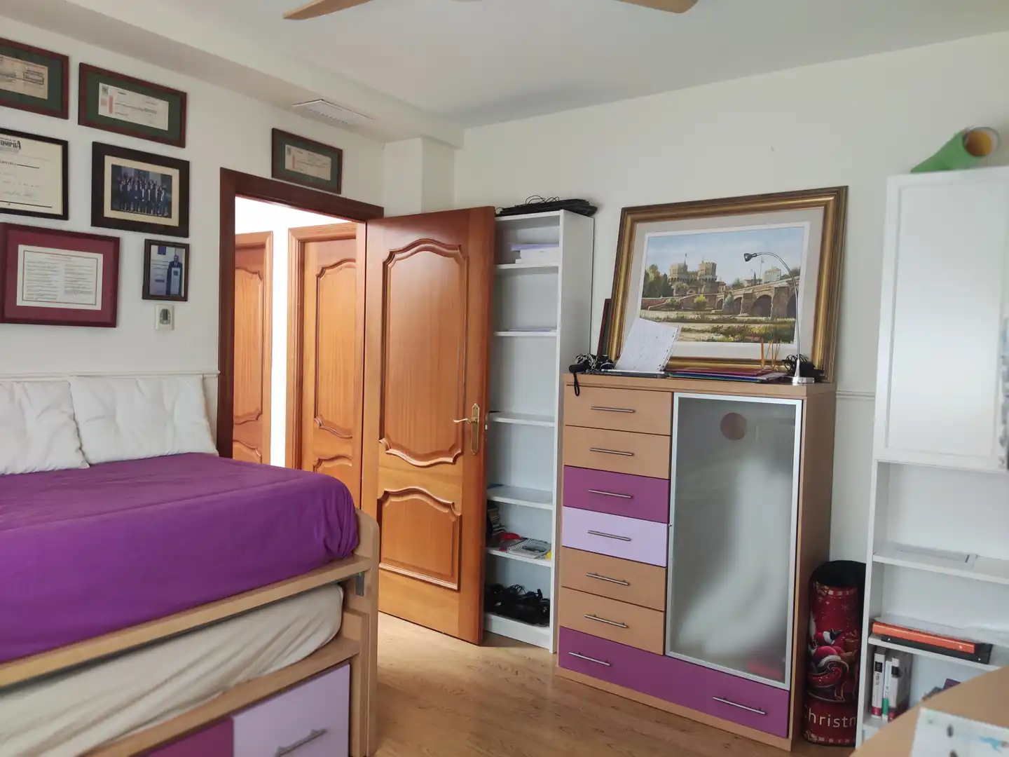 Dormitori de Casa o xalet en venda en Ciudad Real amb Aire condicionat, Calefacció i Jardí privat