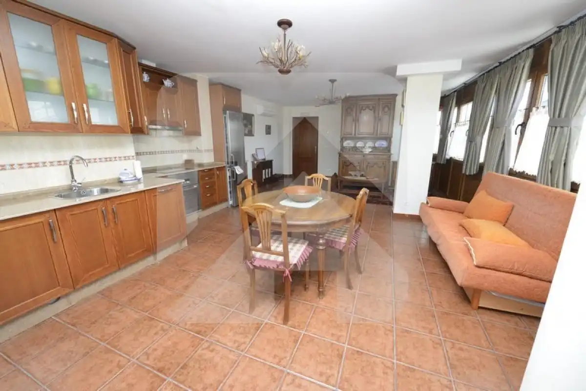 Maisonette zur Miete in ESPAÑA-LB, 12, Fabero
