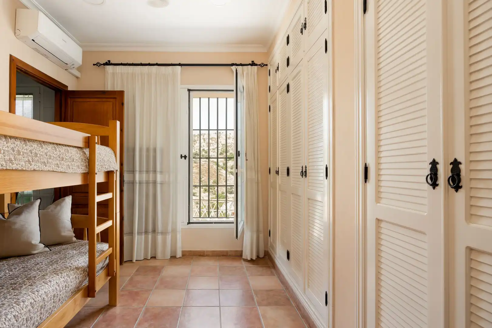 Finca rústica en venta en Almogía