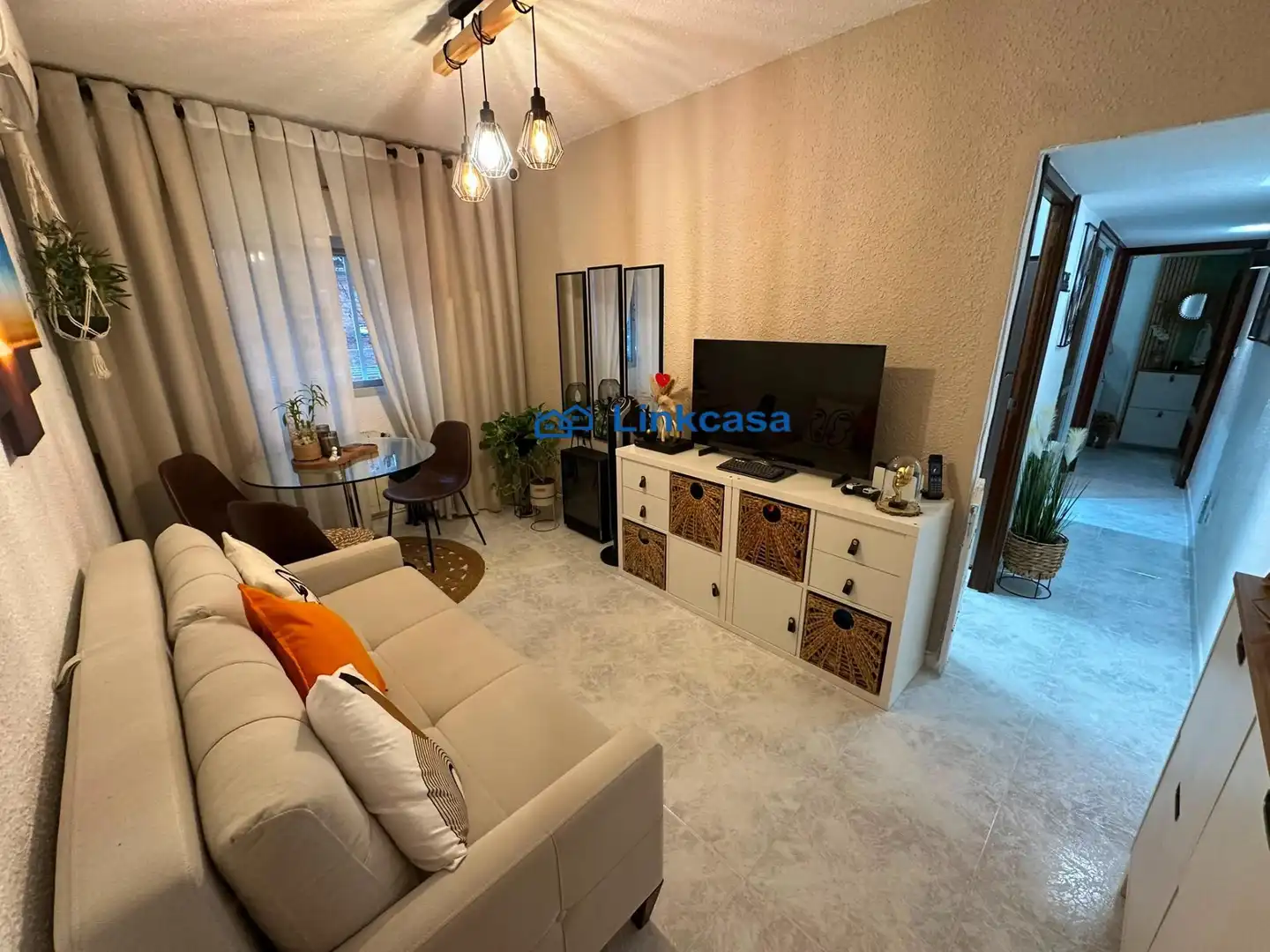 Living room of Flat for sale in Madrid  with Air Conditioner and Heating