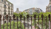 Exterior view of Flat for sale in  Barcelona Capital  with Air Conditioner, Heating and Terrace