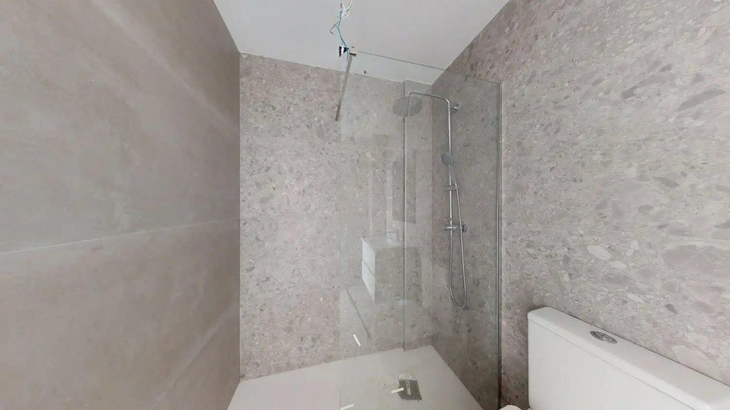 Baño de Piso en venta en El Campello con Aire acondicionado, Calefacción y Terraza