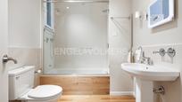 Bathroom of Apartment for sale in  Barcelona Capital  with Air Conditioner and Heating