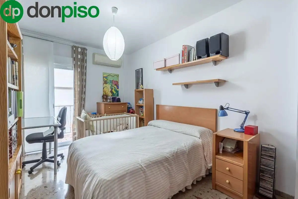 Apartament amb terrassa en venda a Calle ANGEL BARRIOS 1, imagen 17