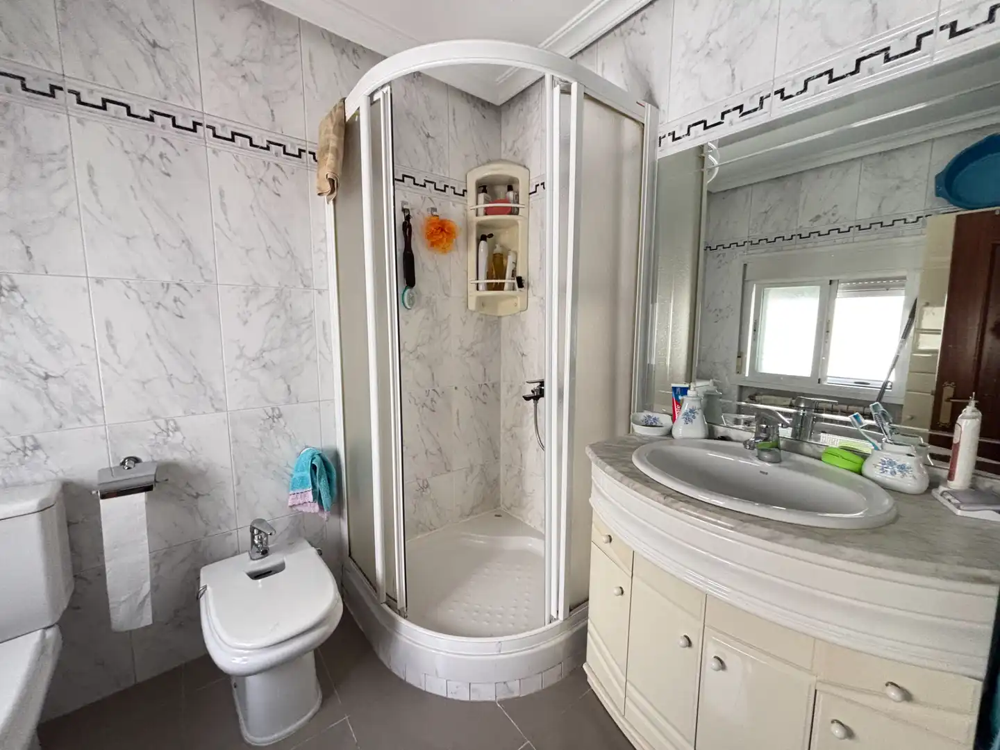 Baño de Piso en venta en Madrid con Calefacción y Amueblado