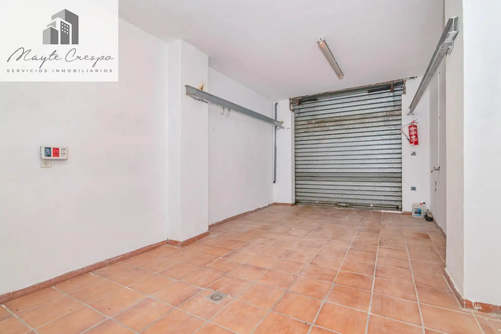 Local en venta en Armilla con Aire acondicionado