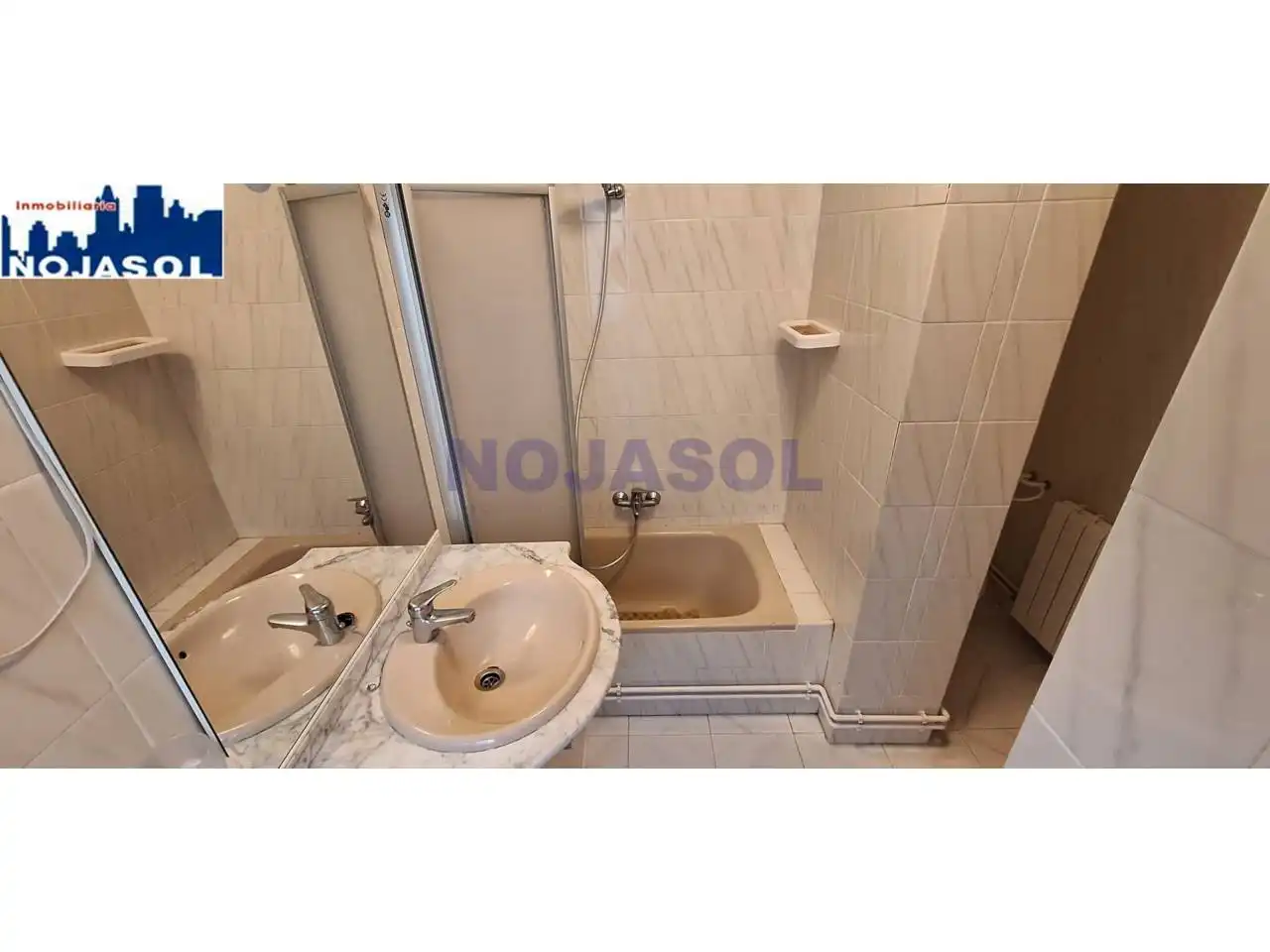 Badezimmer von Maisonette zur Miete in Noja mit Heizung, Terrasse und Möbliert
