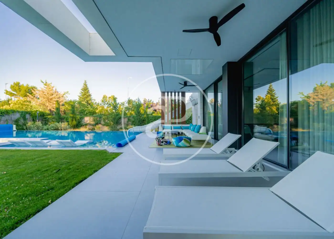 Terraza de Casa o chalet en venta en Madrid con Aire acondicionado, Calefacción y Jardín privado