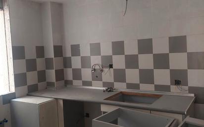 Kitchen of Flat for sale in Camarena