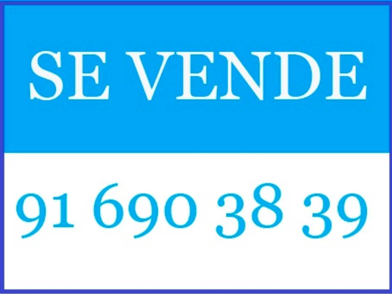 Garage for sale in Fuenlabrada