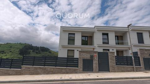 Foto 2 de Casa adosada de alquiler en Zierbena, Bizkaia