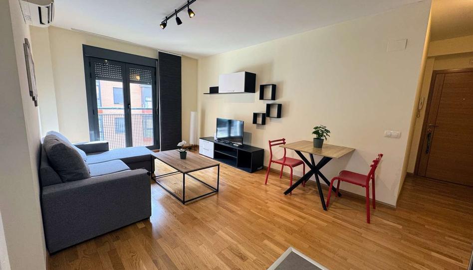 Foto 1 de Estudi per a compartir a Numancia, Madrid