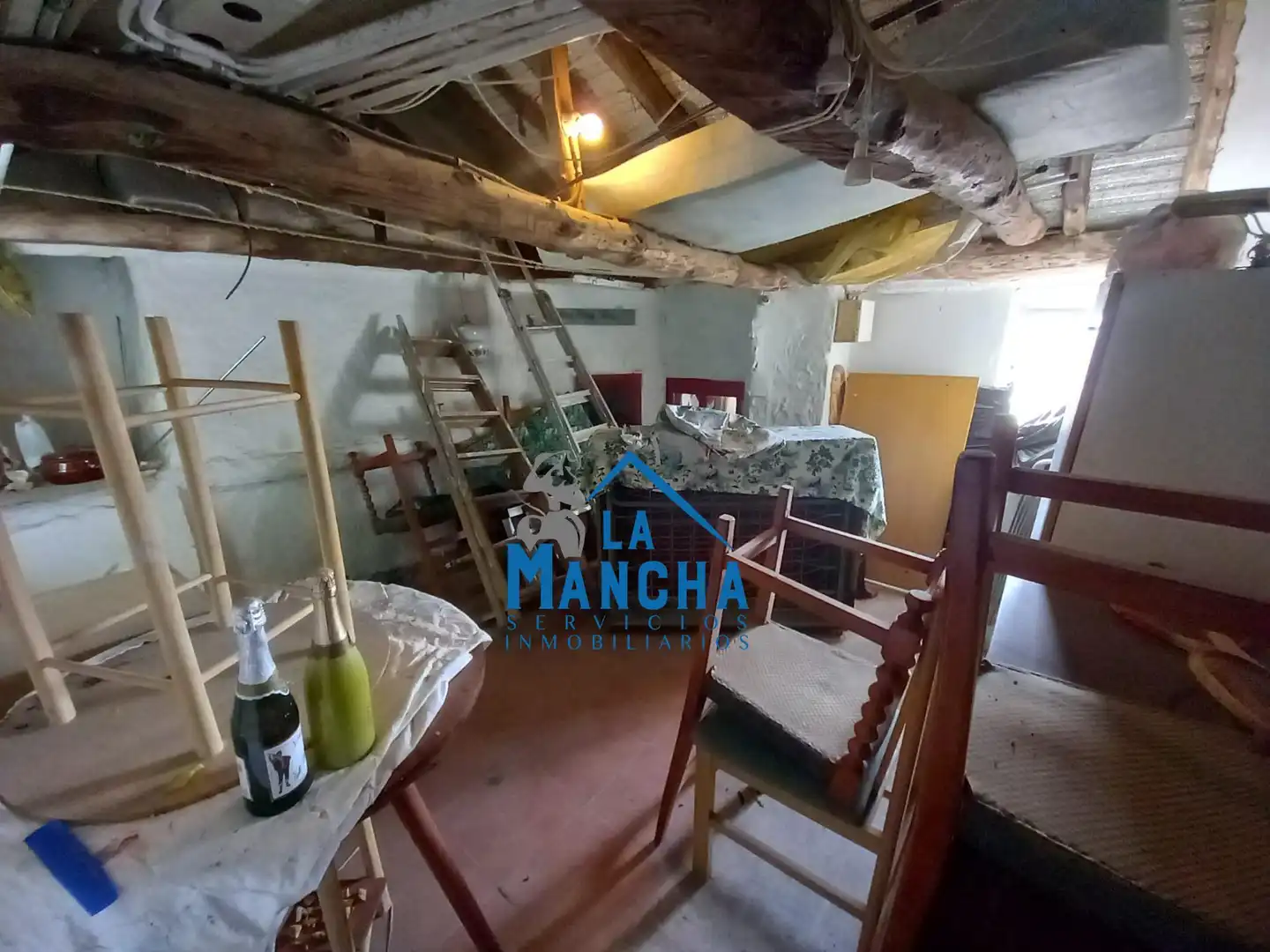 Houses for sale in Chinchilla de Monte-Aragón  with Furnished