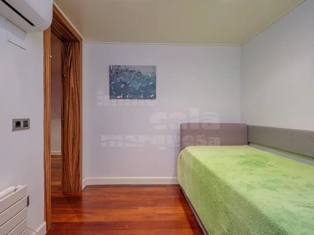 Flat with lift for sale in Paseo Gracia, imagen 4
