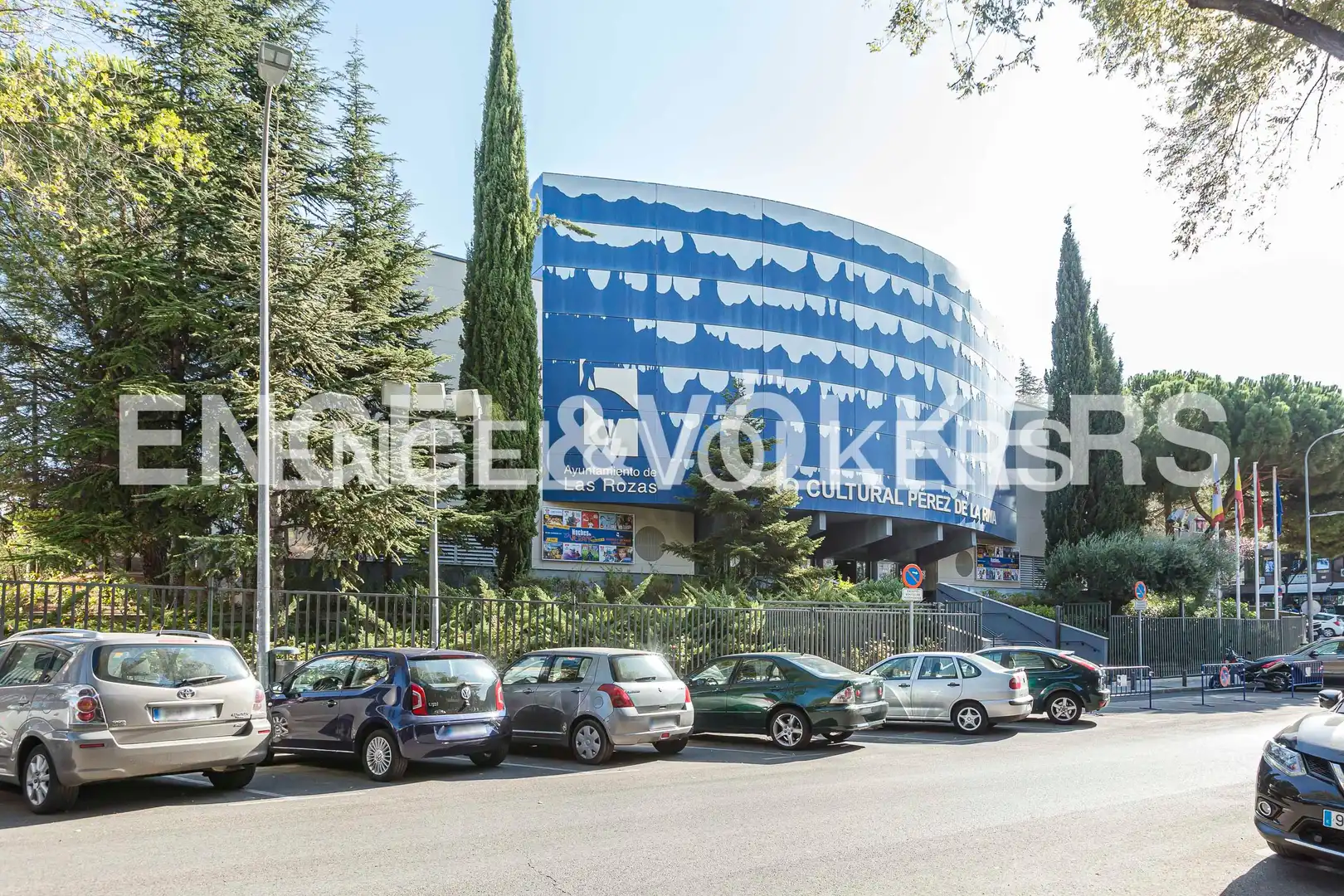 Exterior view of Flat for rent in Las Rozas de Madrid  with Air Conditioner, Heating and Parquet flooring
