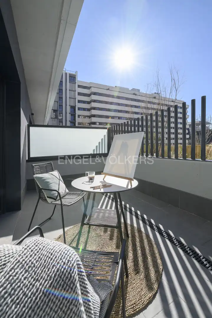 Terrassa de Estudi de lloguer en Madrid amb Calefacció, Traster i Piscina