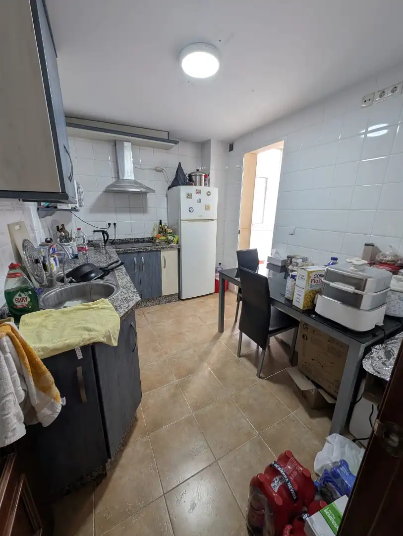Küche von Wohnung zum Verkauf in Lucena mit Klimaanlage, Privatgarten und Terrasse
