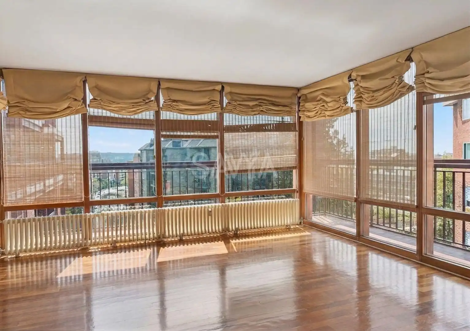 Living room of Attic for sale in Barcelona  with Terrace, Storage room and Swimming Pool