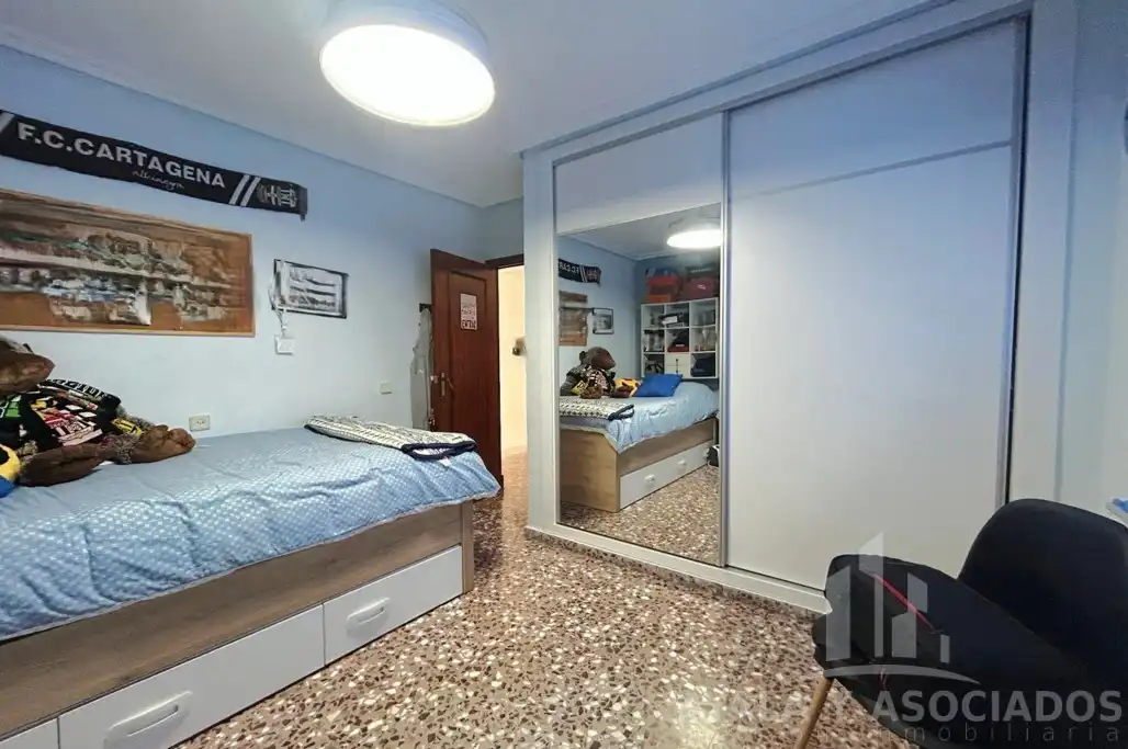 Casa adosada en venta en La Magdalena - Molinos Marfagones