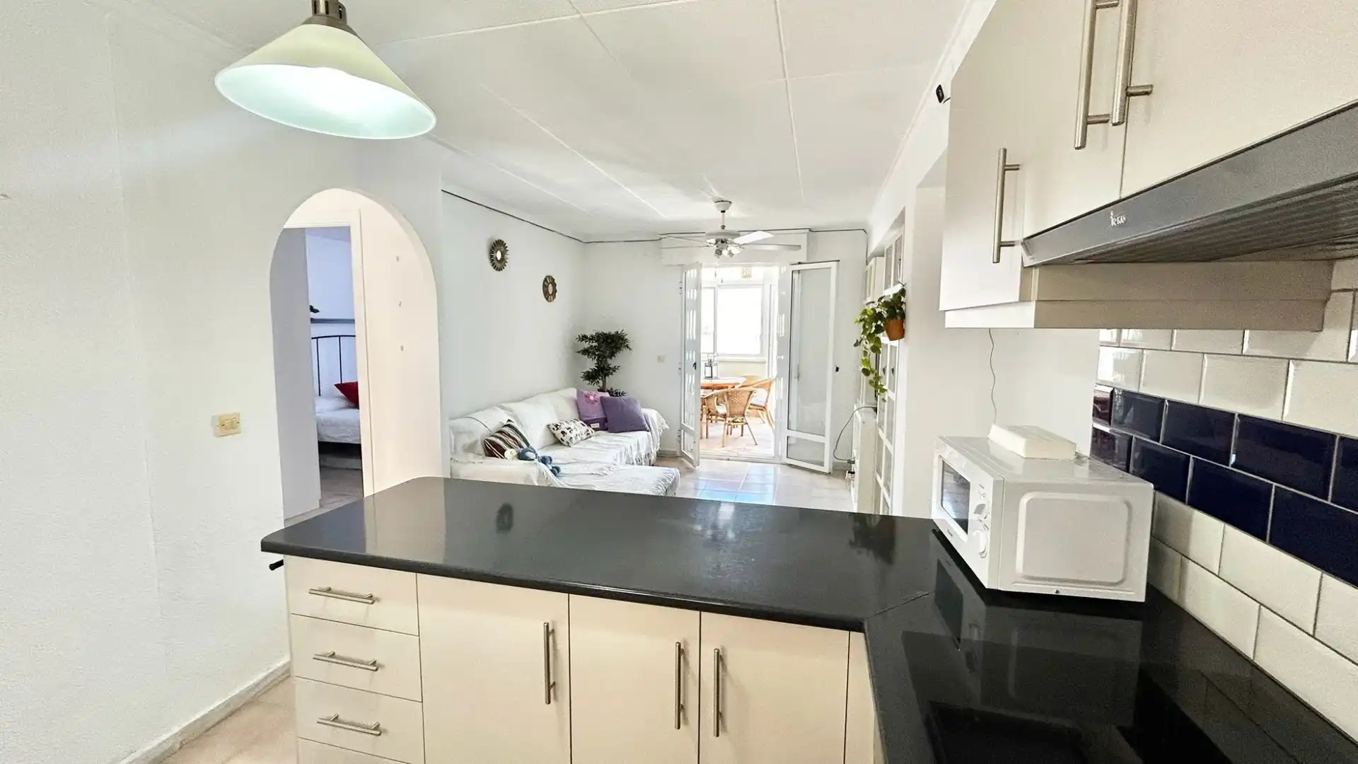Cocina de Planta baja de alquiler en Pilar de la Horadada con Aire acondicionado, Terraza y Piscina
