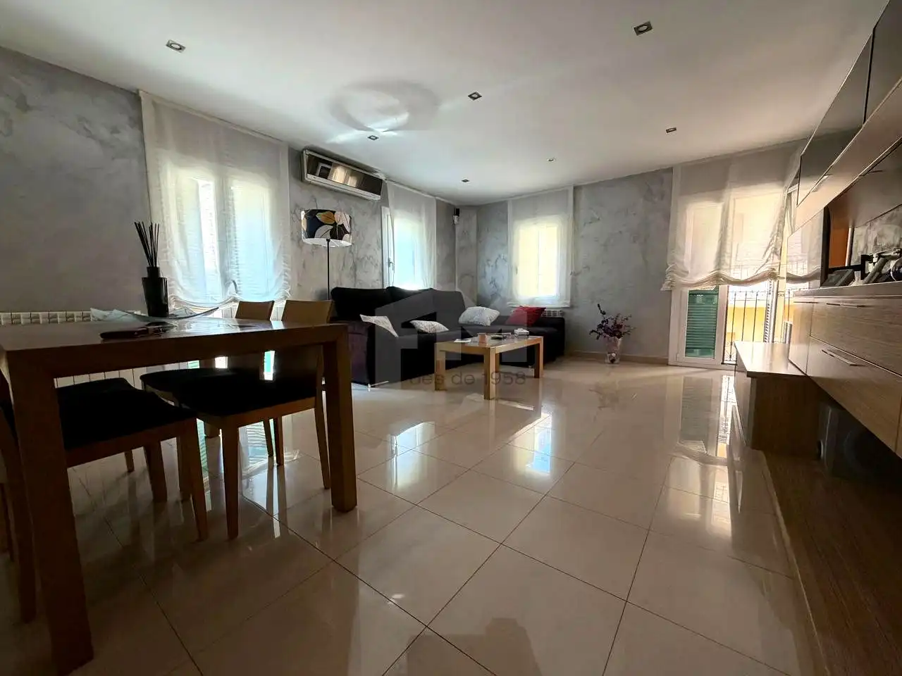 Living room of Flat for sale in Barcelona  with Air Conditioner and Balcony