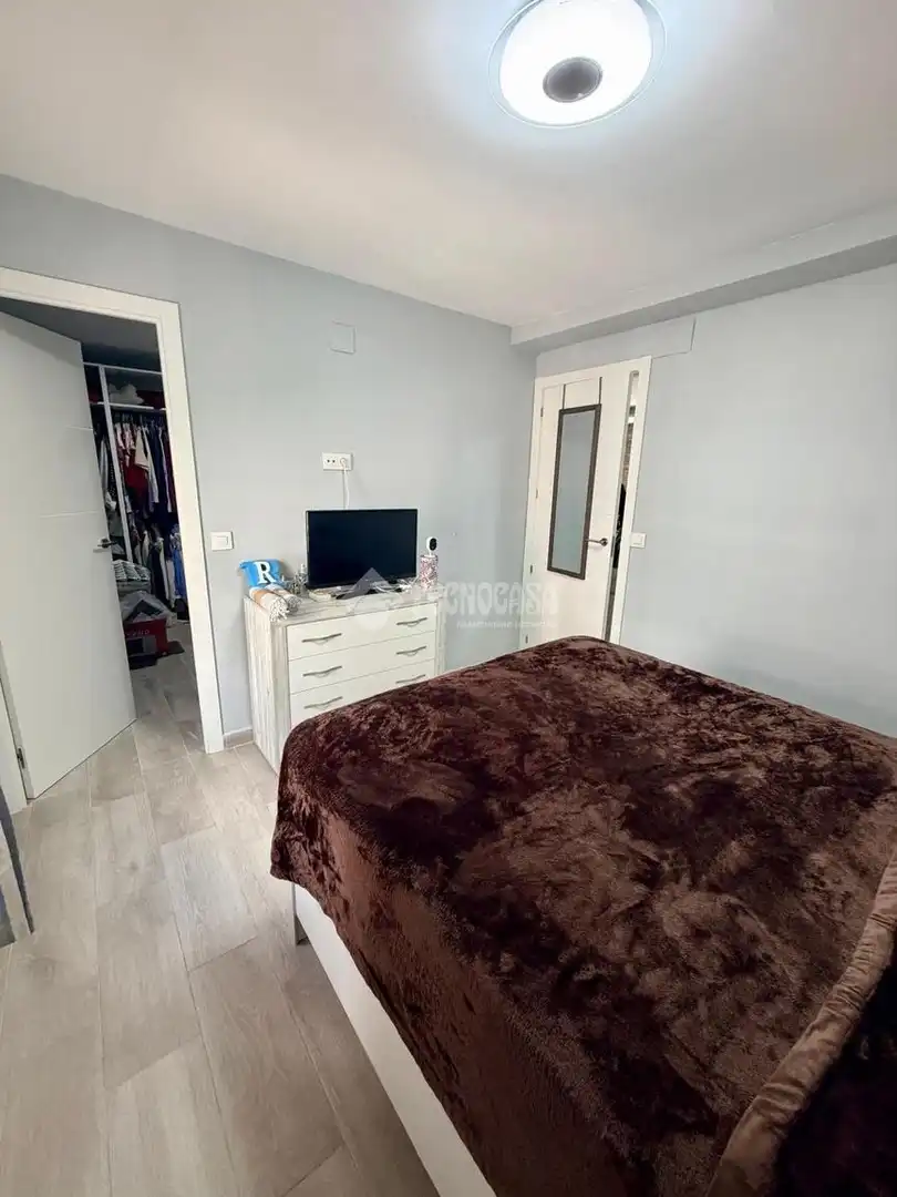 Habitación de Piso en venta en Sevilla con Aire acondicionado, Calefacción y Terraza