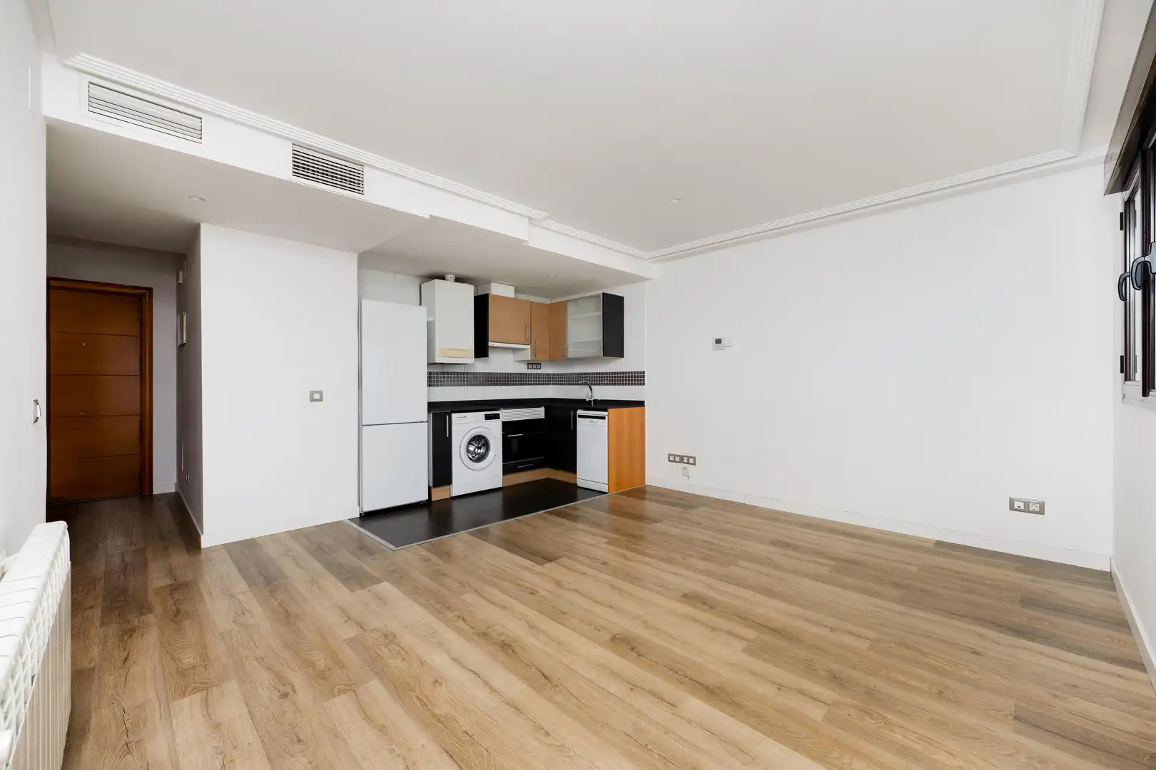 Cuina de Pis en venda en Madrid amb Aire condicionat, Terrassa i Traster