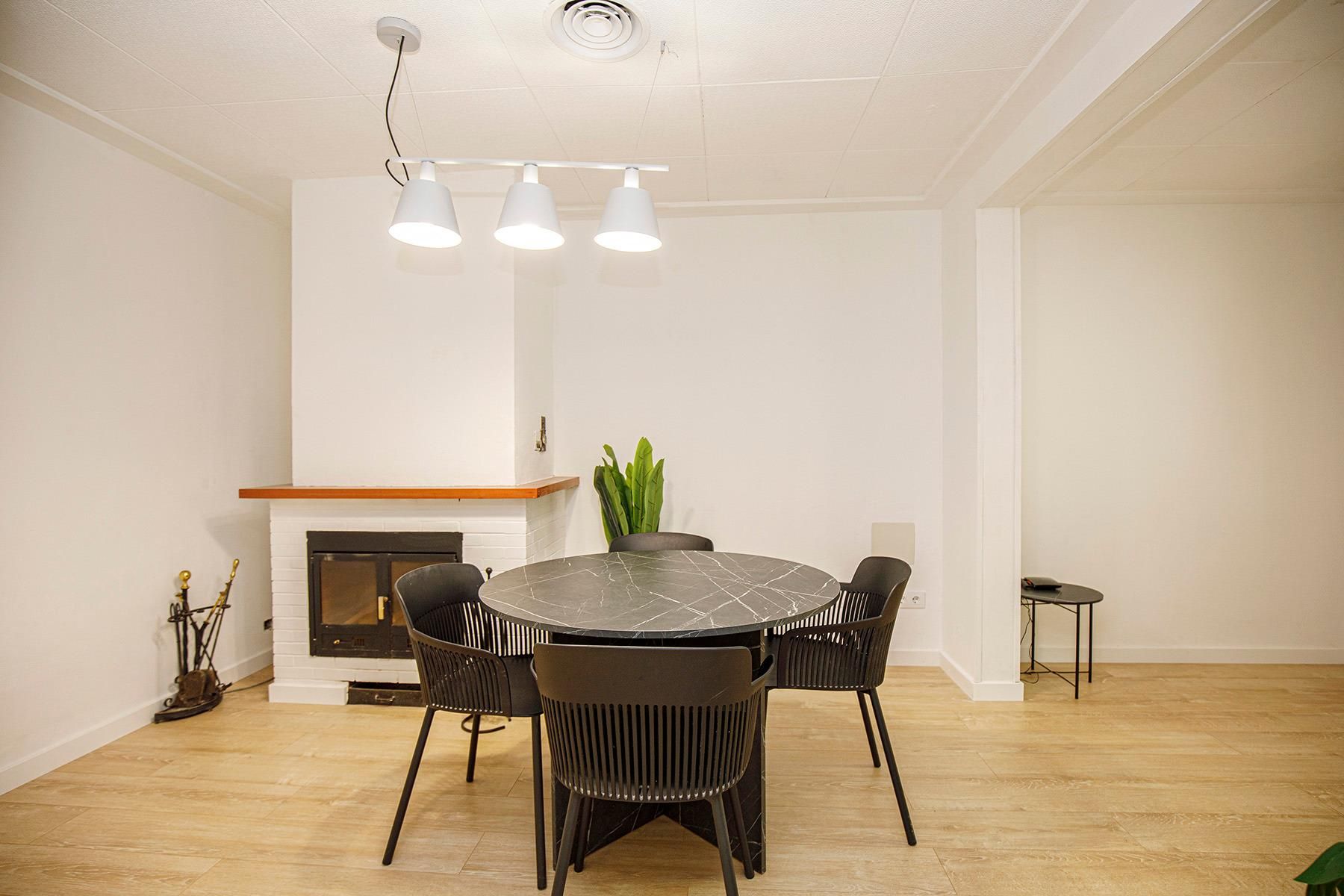 Menjador de Apartament de lloguer en Girona Capital