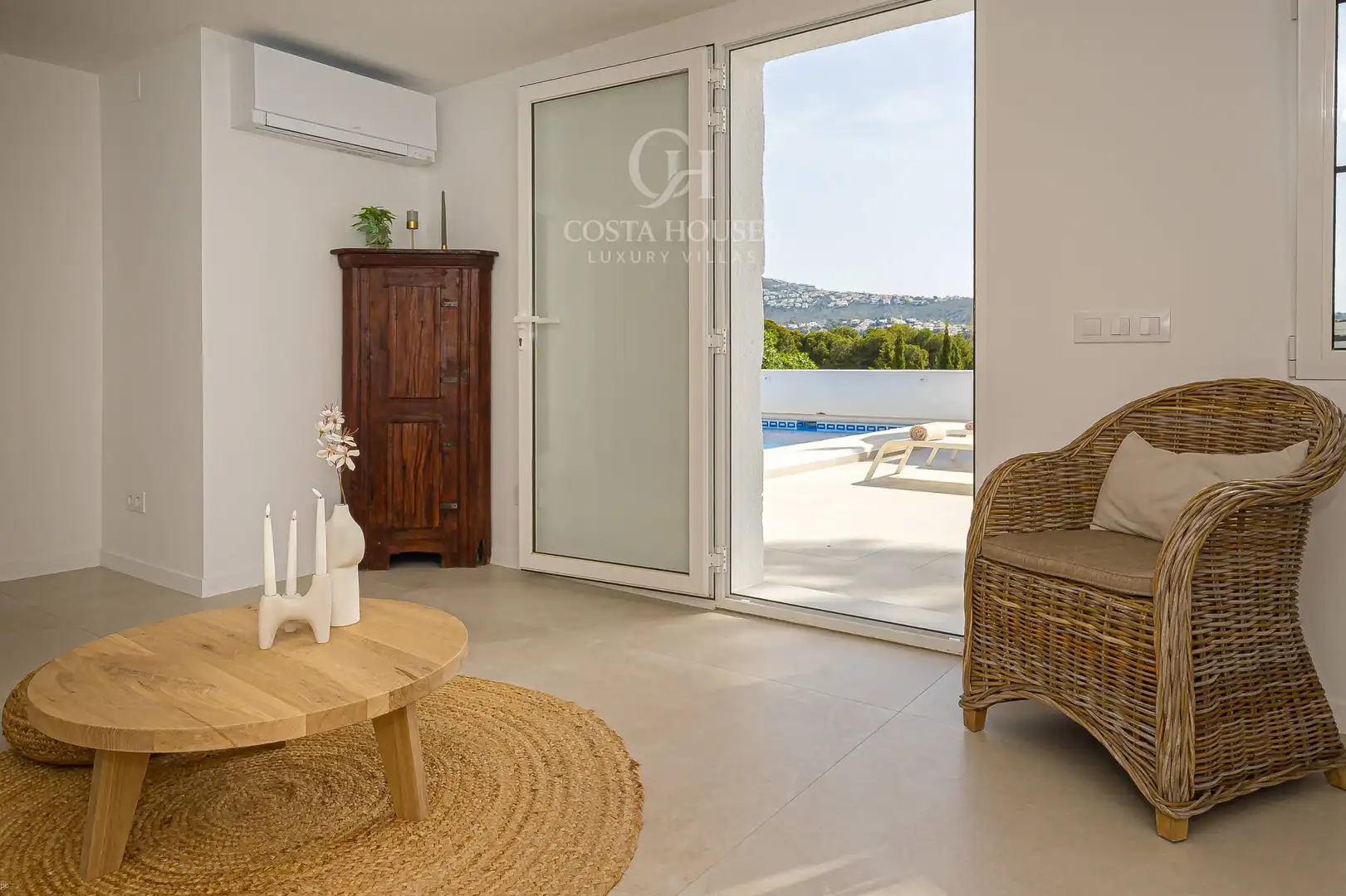 Vista exterior de Casa o xalet en venda en Moraira amb Aire condicionat, Calefacció i Jardí privat