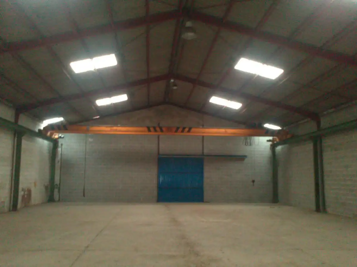 Industrial building for sale in Este - Alcosa- Torreblanca, imagen 2