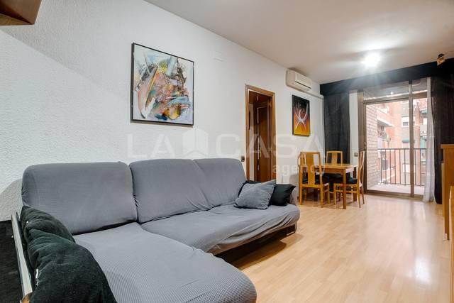 Piso en Venta en Rambla de Prim en El Besós i el Maresme