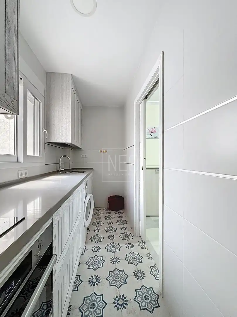 Kitchen of Flat for sale in Granada