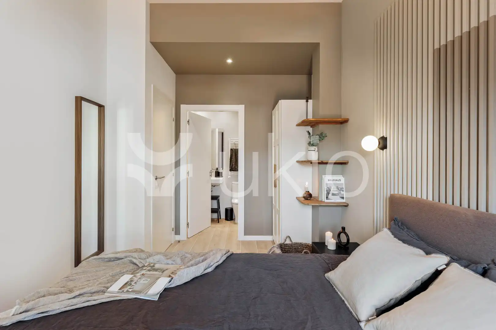 Habitación de Apartamento de alquiler en Barcelona con Aire acondicionado, Calefacción y Amueblado