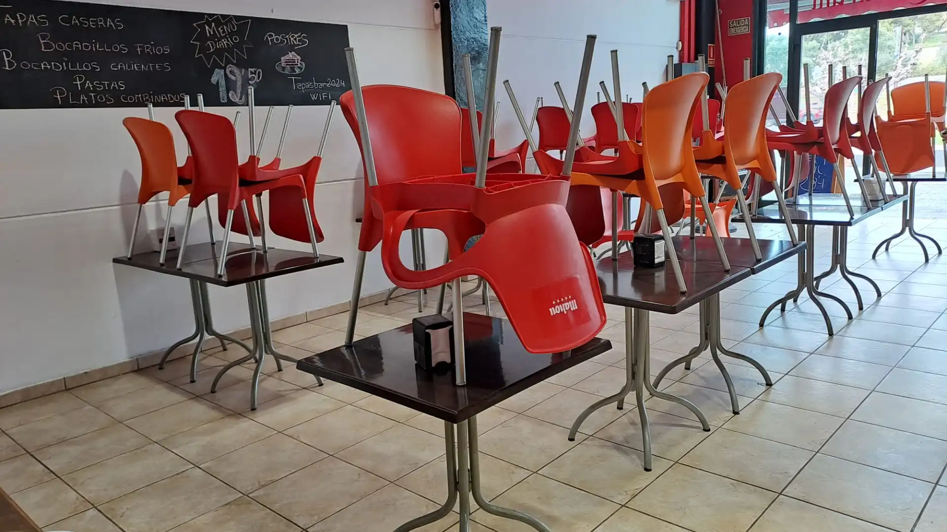 Premises for transfer in Cubelles  with Air Conditioner, Terrace and Furnished